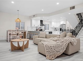 3300 Barham Blvd #101, Los Angeles, CA 90068