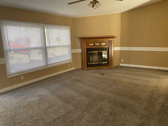 3rd image of 606 Norris Dr
