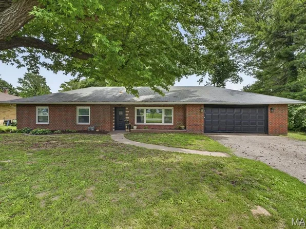 2404 Vandalia St, Collinsville, IL 62234