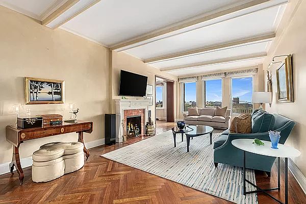 1st image of 25 E End Ave #7E