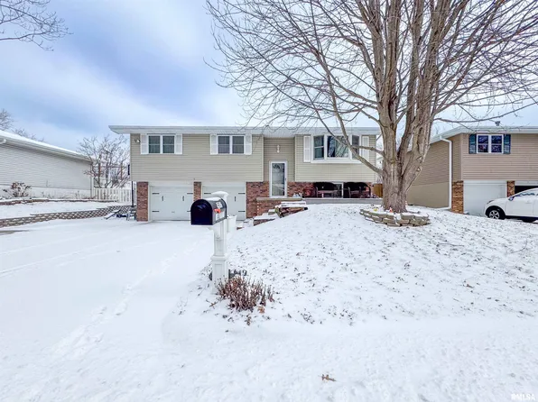 4506 Baker Ln, Bartonville, IL 61607