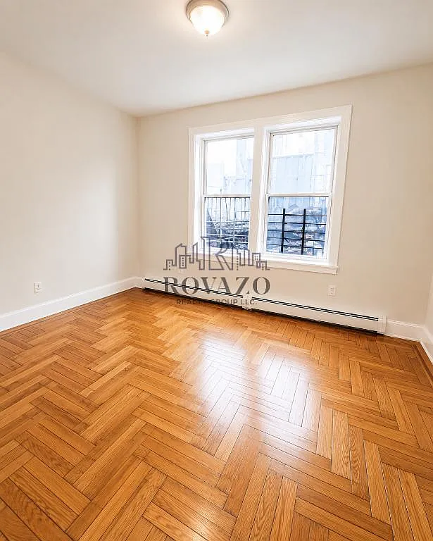 2 bed, 650 sqft, $1,725 — Photo 4