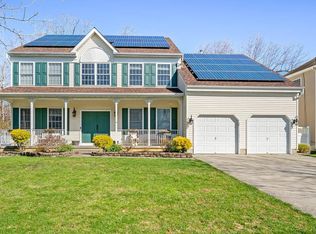 64 Chancellor Park Dr, Mays Landing, NJ 08330
