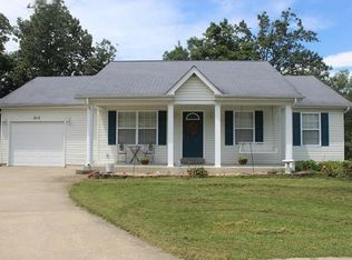 215 Dryden St, Warrenton, MO 63383