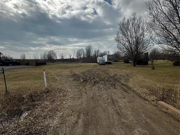 48 Brock St, Chatham Kent, ON N0P 1A0