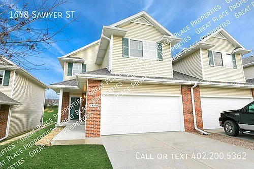 1648 Sawyer St Photo 1