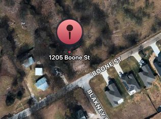 1205 Boone St, Cleburne, TX 76031