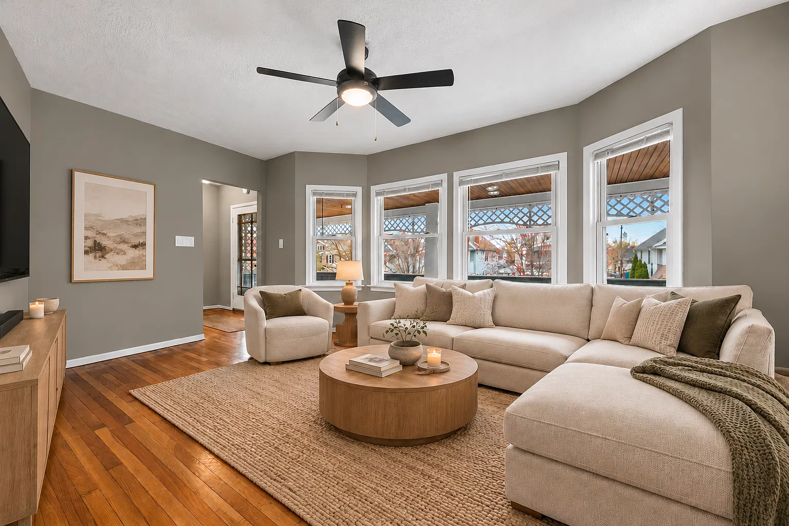 4 bed, 1600 sqft, $2,550 — Photo 4