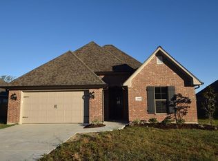 1326 W Eagles Nest Dr, Lake Charles, LA 70611