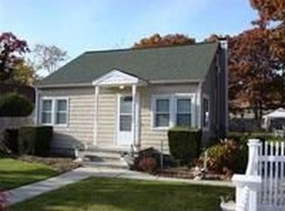 281 Commack Rd, Shirley, NY 11967