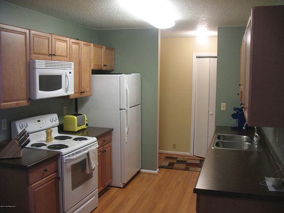 5th image of 100 Kennedy Park Cir APT 303
