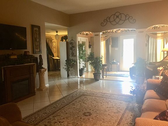 Open floor plan 