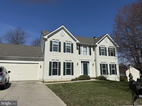 4 Kentwood Ct, Bordentown, NJ 08505