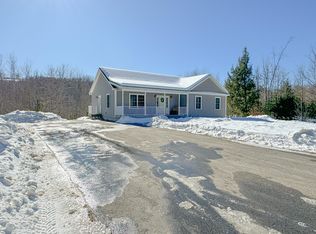 33 Dora Ln, Limerick, ME 04048