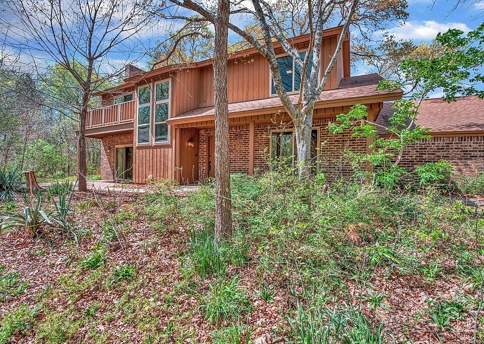 1st image of 13 Sugar Creek Pl
