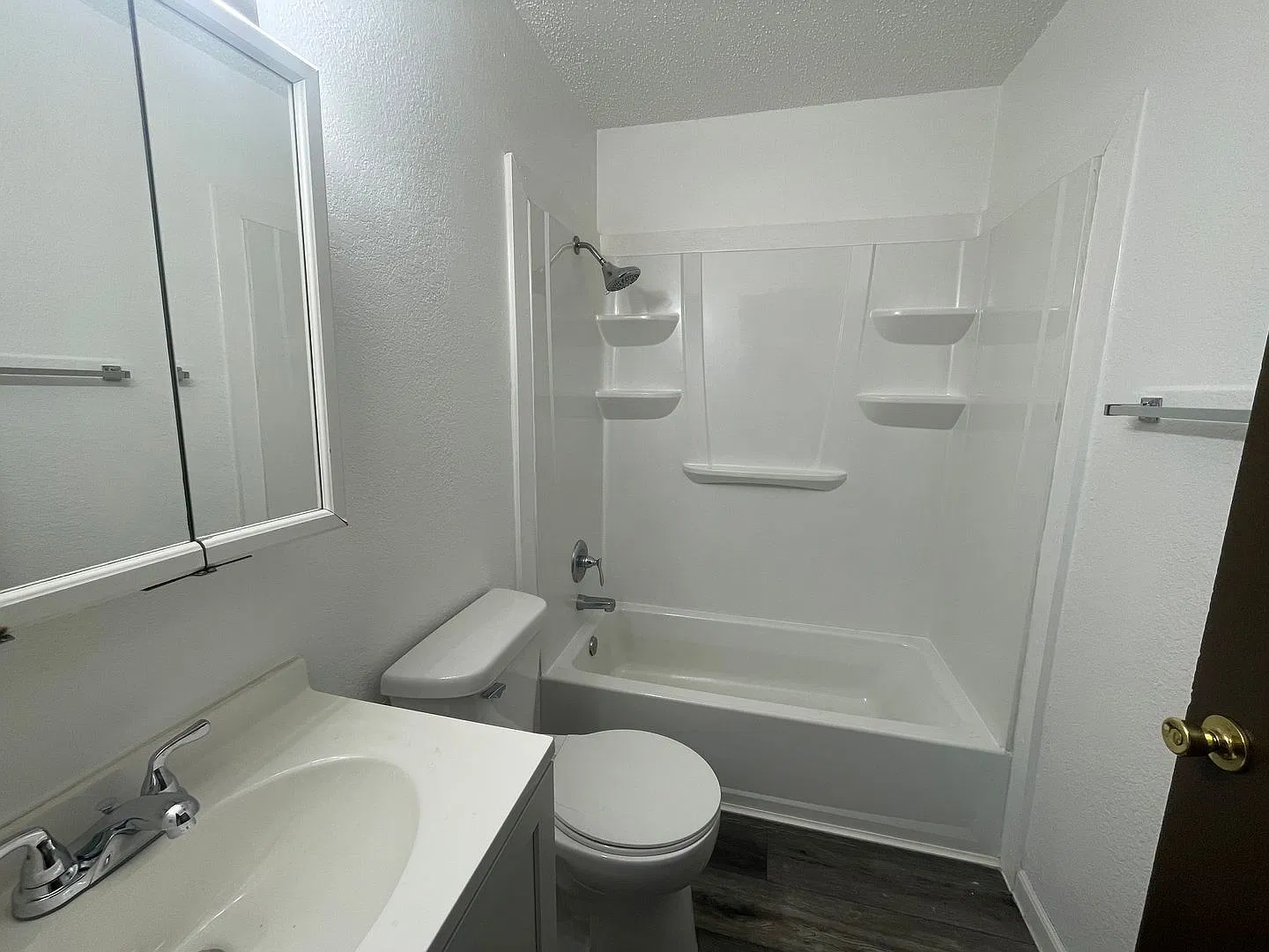 210 W Center St — Photo 3