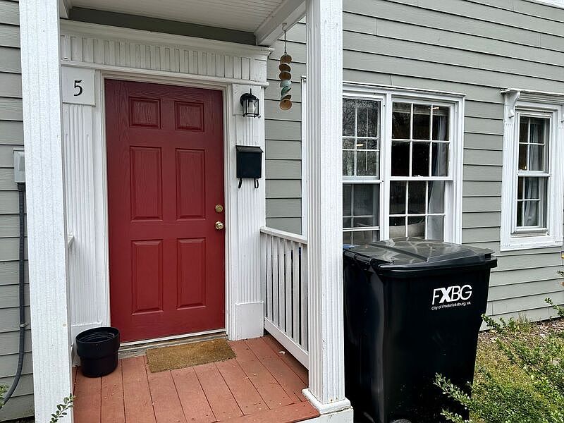 1st image of 1409 Charles St APT 5