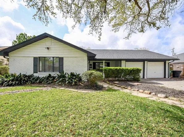 9535 Meadowbriar Ln, Houston, TX 77063