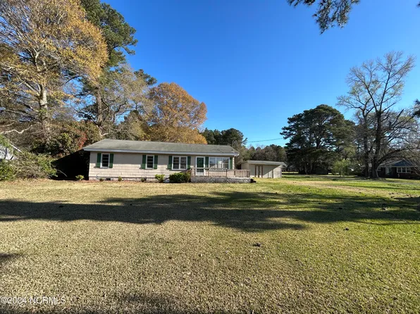 313 E Bostic Street, Beulaville, NC 28518