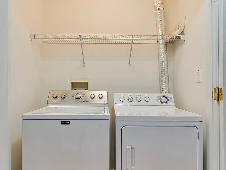4147 Presgraves Ct — Photo 40