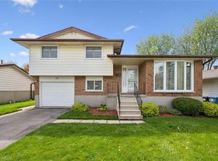 17 Glenda Ct, Guelph, ON N1H 6V6