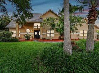 826 Stratford Dr, Lakeland, FL 33813