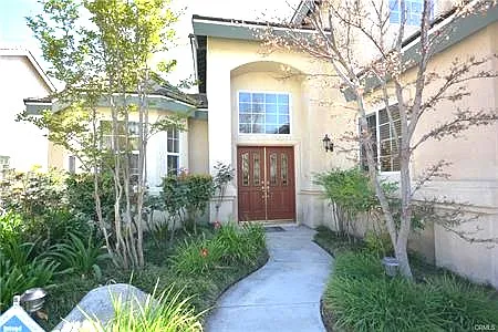 4 bed, 3.5 bath, 3041 sqft, $4,500 — Photo 3