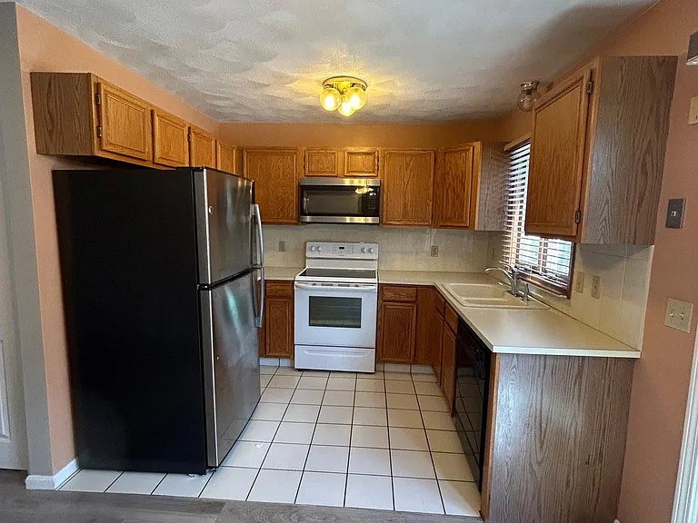 Dining into kitchen