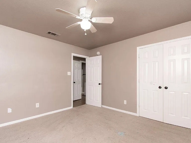 4004 Bull Run Dr — Photo 28