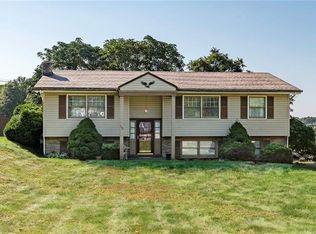 152 Baker Rd, Monaca, PA 15061