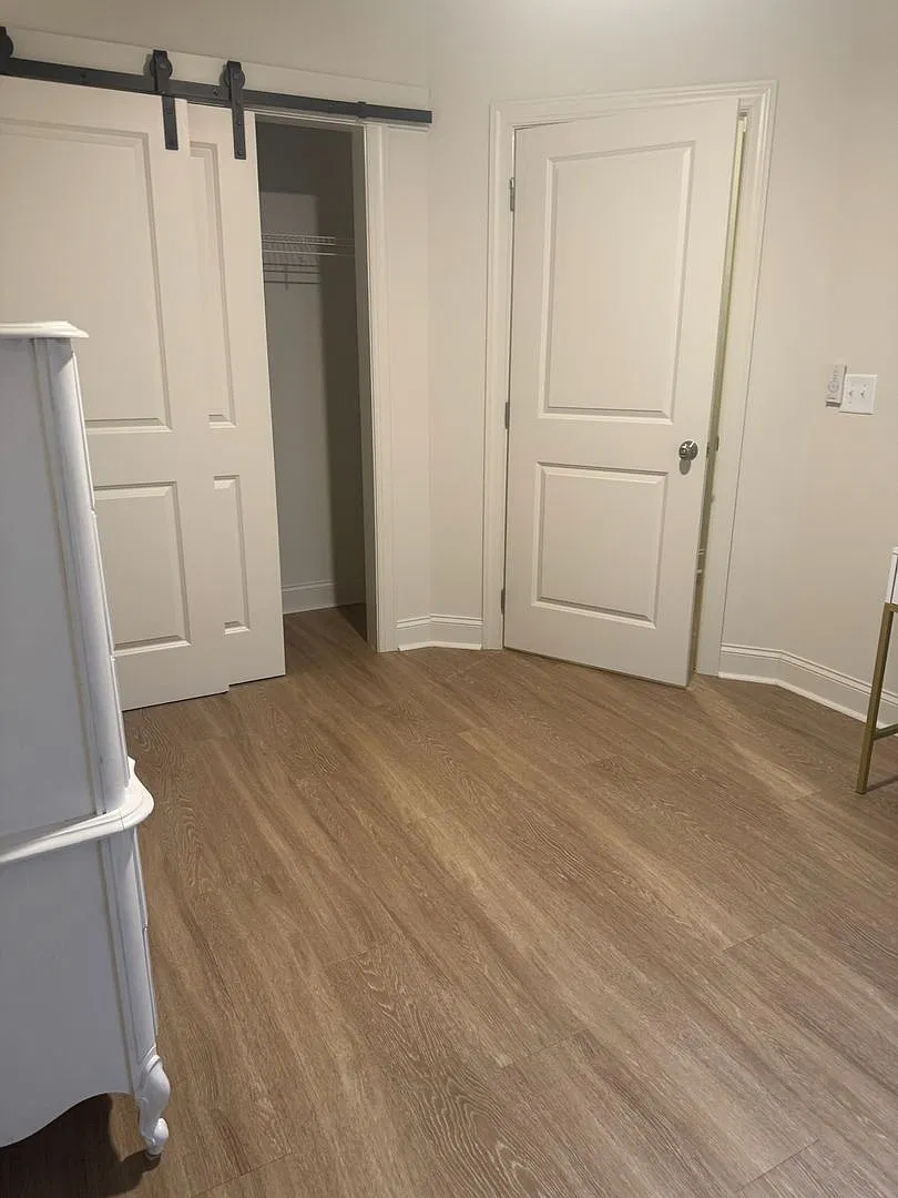 Glenwood Townhomes Unit #103 — Photo 4