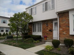 7501 Essex Dr, Mentor, OH 44060