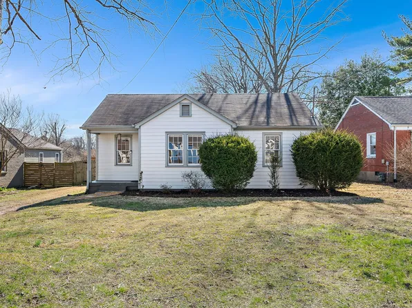 1050 Horseshoe Dr, Nashville, TN 37216
