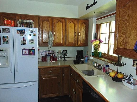 4th image of 1710 Jefferson St