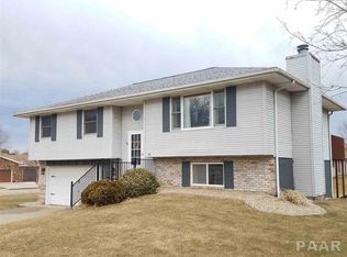 112 N Ostrom Ave, Princeville, IL 61559