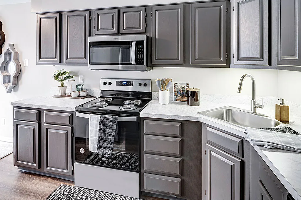 Parkhill Luxury Apartments — Photo 4