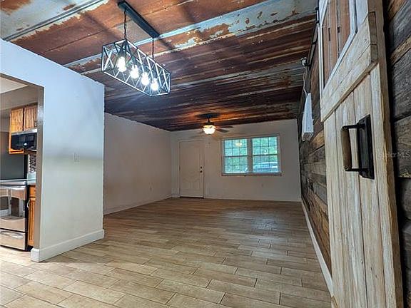 3rd image of 2024 E Keysville Rd