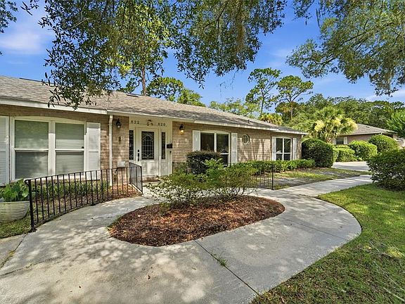 4th image of 820 S HILL AVENUE #40