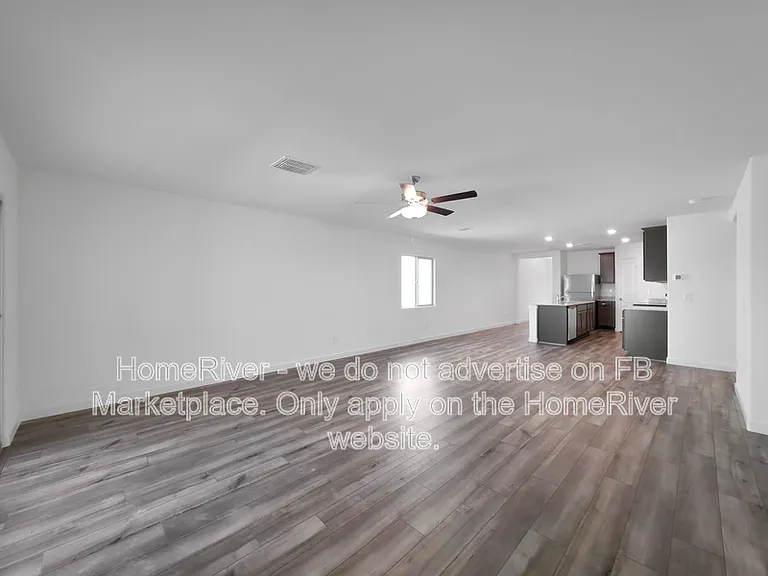1050 W West Virginia Ave — Photo 5