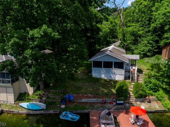 2 Lake Grinnell Ln, Sparta Twp., NJ 07871
