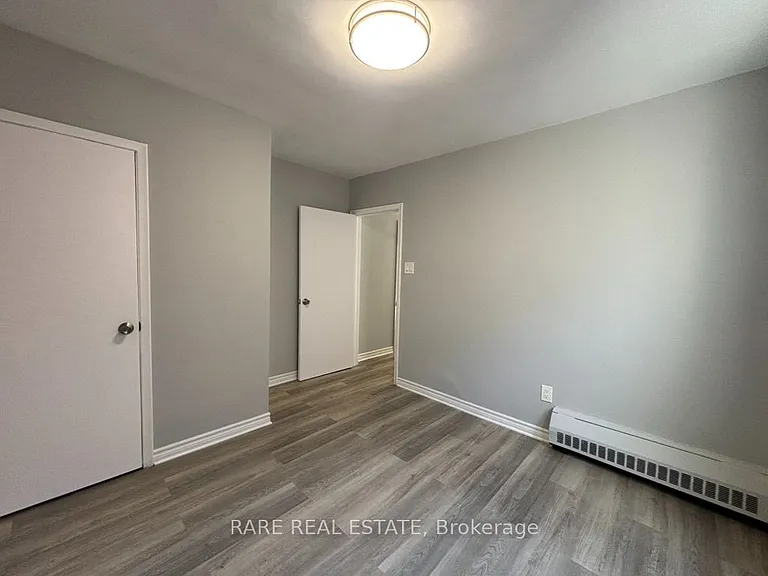 265 Augusta Ave #2 — Photo 8