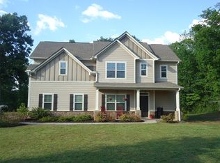 146 Cedar Ridge Dr, Lagrange, GA 30241