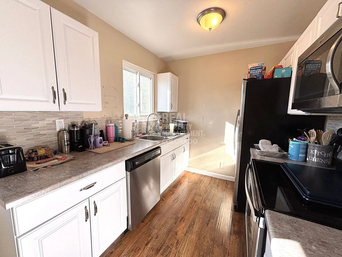 4 Bed Home Near Fort Carson with Central AC & Large Yard — Photo 2