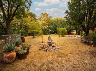 409 NE 29th St, Grand Prairie, TX 75050