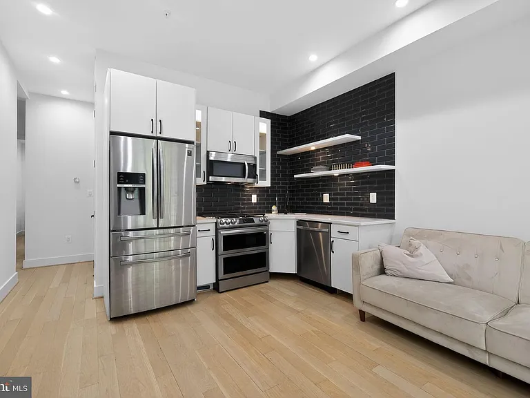 1808 2nd St S #2 — Photo 9
