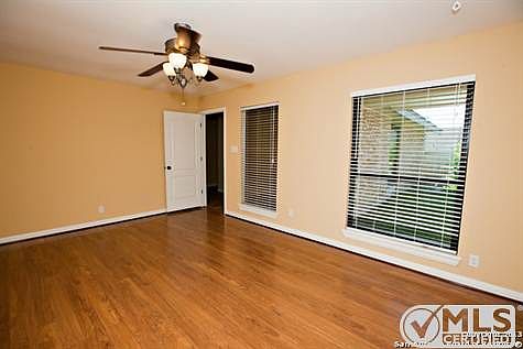 4th image of 13018 Larklair St