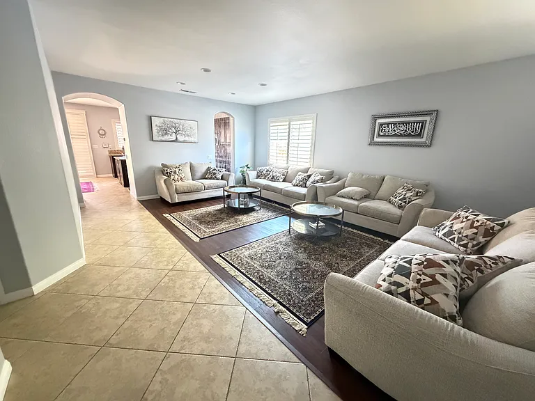 29523 Hyperion St — Photo 5