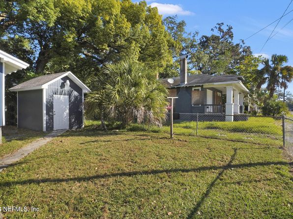 jacksonville-florida-154602078 picture