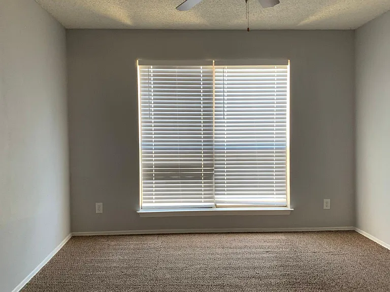 3109 Whisper Oaks Ln #A — Photo 12