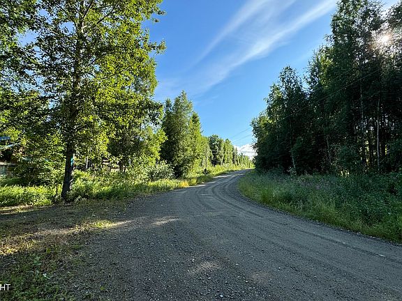 3rd image of 9353 N Blackie Loop